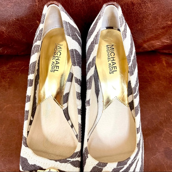 Michael Kors Open Toe Espadrille Wedge Shoes Size 10 - Picture 7 of 13